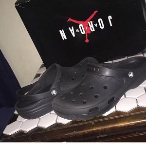 Size 11 black crocs slightly worn